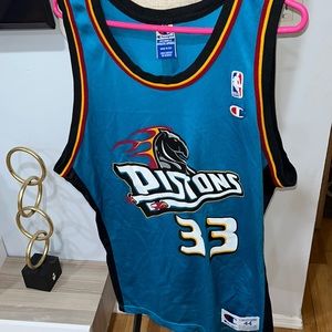 NBA Authentic- Men’s Detroit Pistons “Retired 2013” Grant Hill Mitchell Jersey